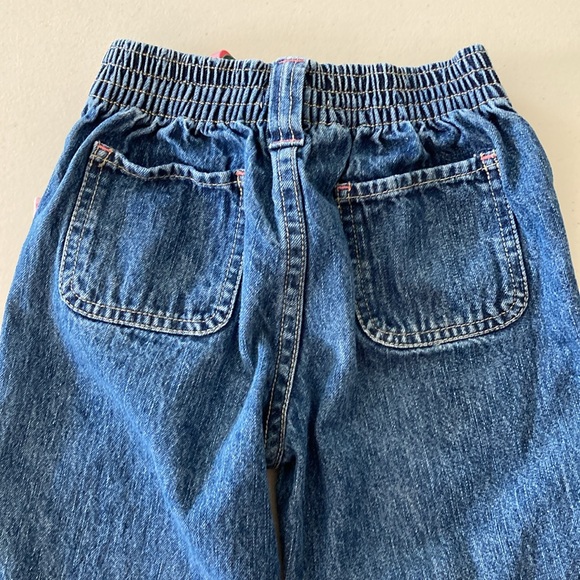 Osh Kosh Girl's Size 5 Embroidered denim jeans with ribbon belt - Picture 4 of 12